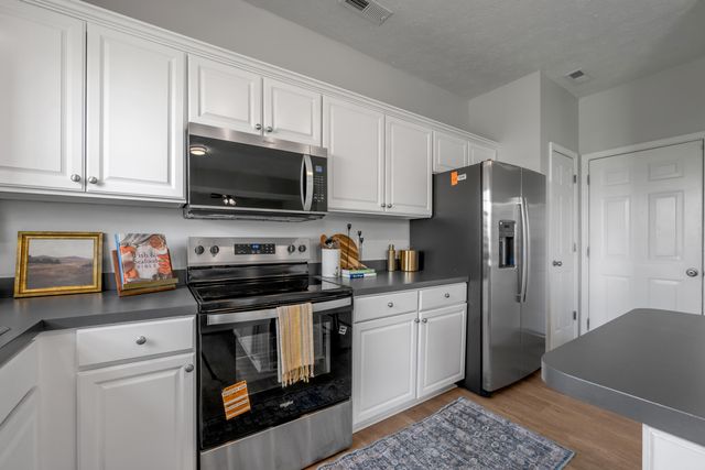 109 Sunny Circle, Georgetown, KY 40324