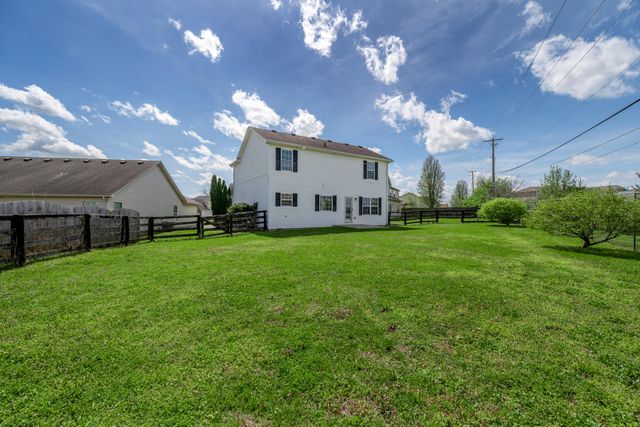 109 Sunny Circle, Georgetown, KY 40324