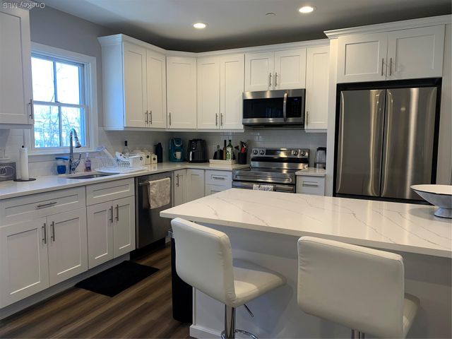 269-271 Bayville Avenue 2, Bayville, NY 11709