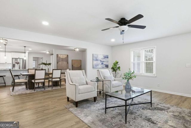 1722 Crestridge Drive, Marietta, GA 30067