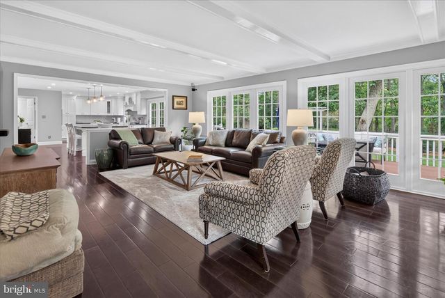 5 IRONGATE LN, Medford, NJ 08055