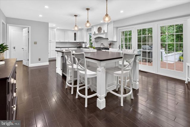 5 IRONGATE LN, Medford, NJ 08055