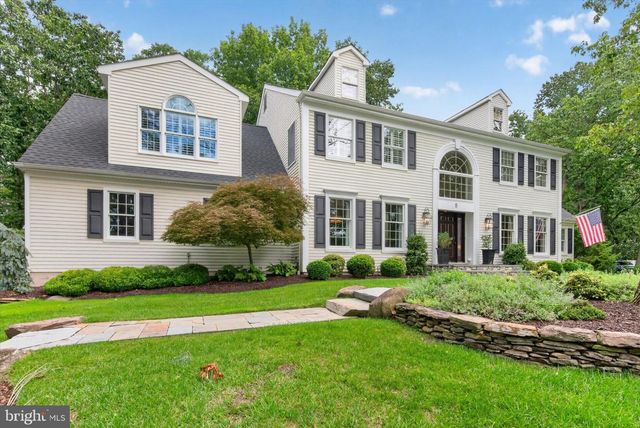 5 IRONGATE LN, Medford, NJ 08055