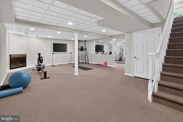 5 IRONGATE LN, Medford, NJ 08055