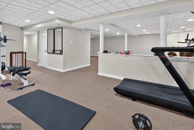 5 IRONGATE LN, Medford, NJ 08055