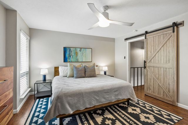 2702 Douglas Avenue 127, Dallas, TX 75219