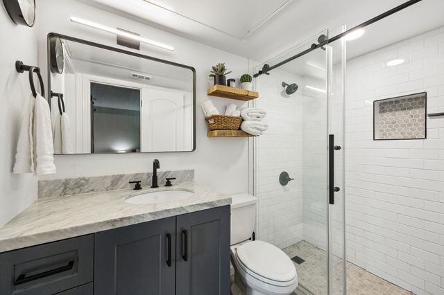 2702 Douglas Avenue 127, Dallas, TX 75219