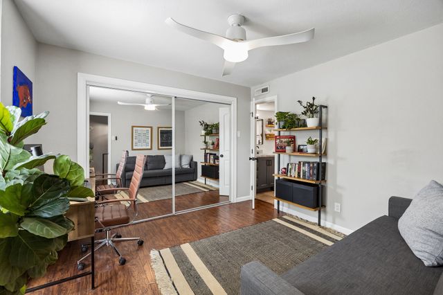 2702 Douglas Avenue 127, Dallas, TX 75219