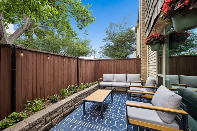 2702 Douglas Avenue 127, Dallas, TX 75219
