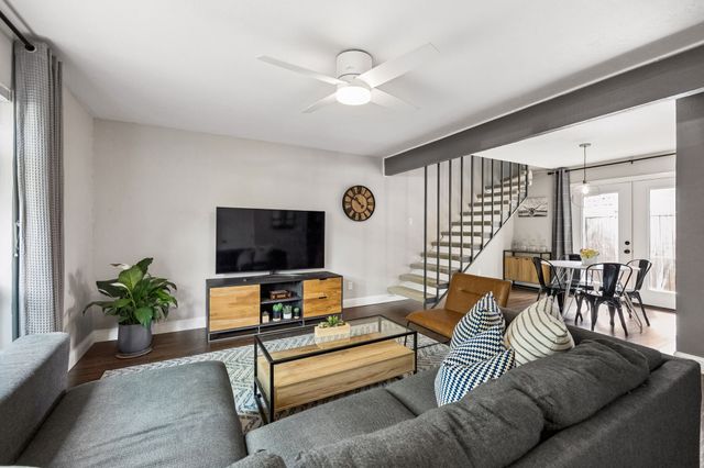 2702 Douglas Avenue 127, Dallas, TX 75219