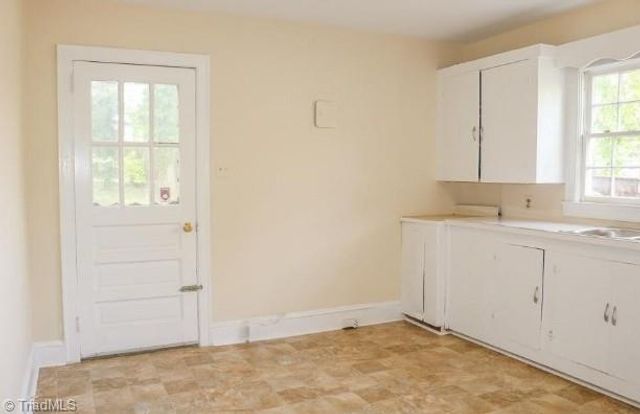 2700 Patria Street, Winston-salem, NC 27127