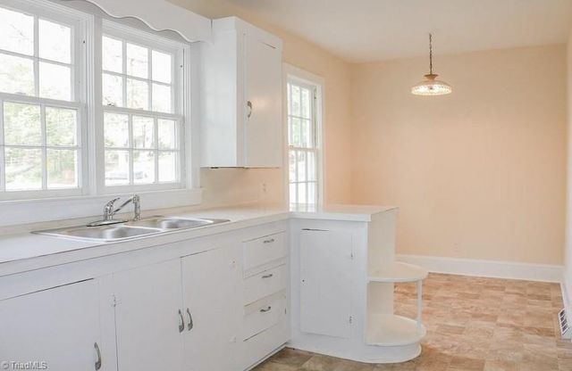 2700 Patria Street, Winston-salem, NC 27127