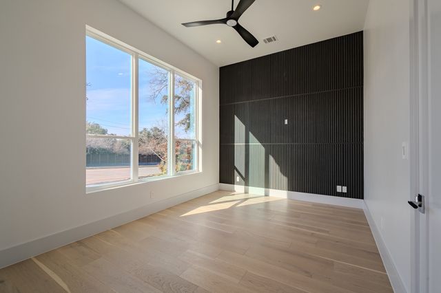 11232 Hillcrest Road, Dallas, TX 75230