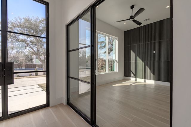 11232 Hillcrest Road, Dallas, TX 75230