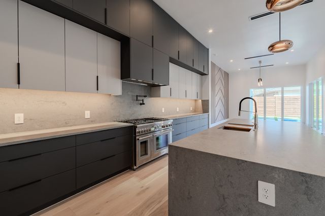 11232 Hillcrest Road, Dallas, TX 75230