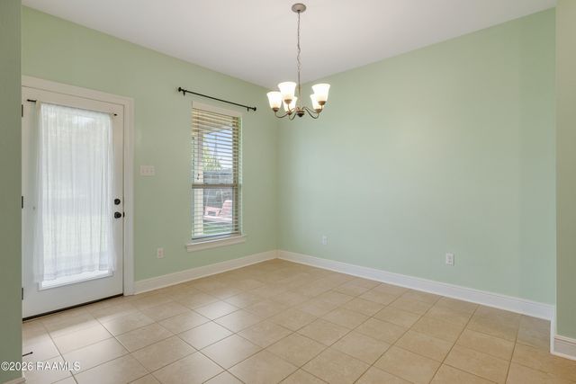 217 Lexi Falls Lane, Broussard, LA 70518