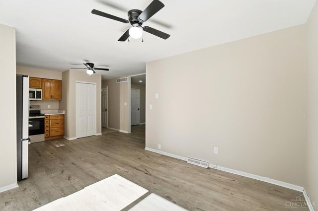 2927 Windon Drive, Colerain Twp, OH 45251