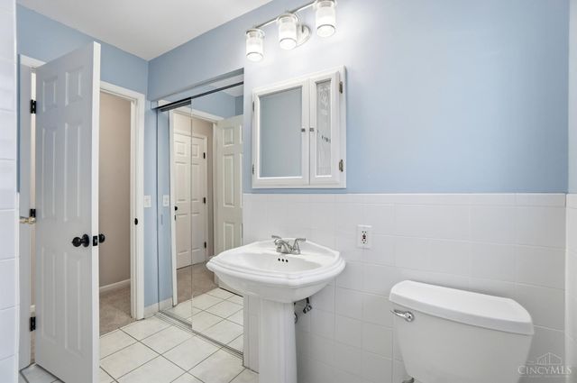 2927 Windon Drive, Colerain Twp, OH 45251