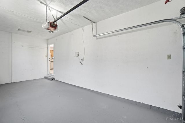 2927 Windon Drive, Colerain Twp, OH 45251