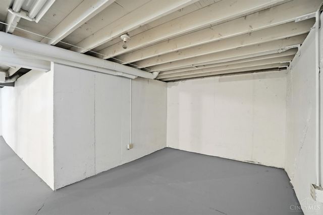 2927 Windon Drive, Colerain Twp, OH 45251