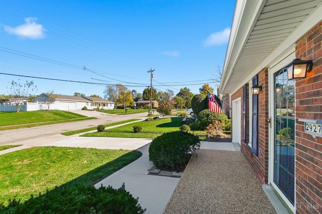 2927 Windon Drive, Colerain Twp, OH 45251