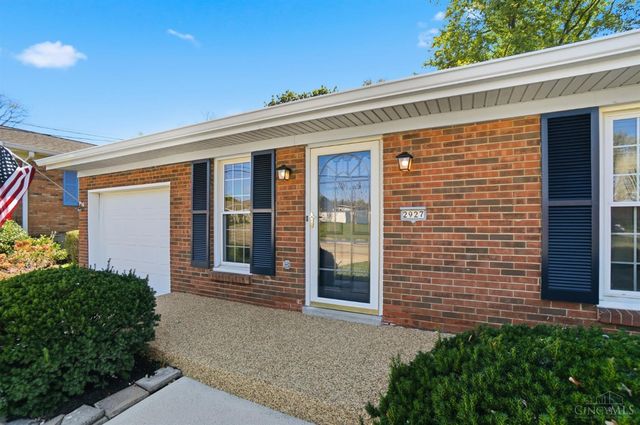 2927 Windon Drive, Colerain Twp, OH 45251