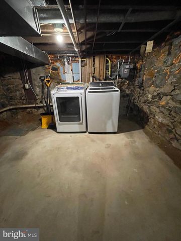329 E 13TH, Wilmington, DE 19801