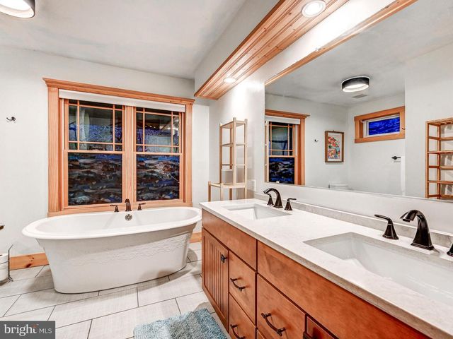 1134 FREELAND RD, Freeland, MD 21053