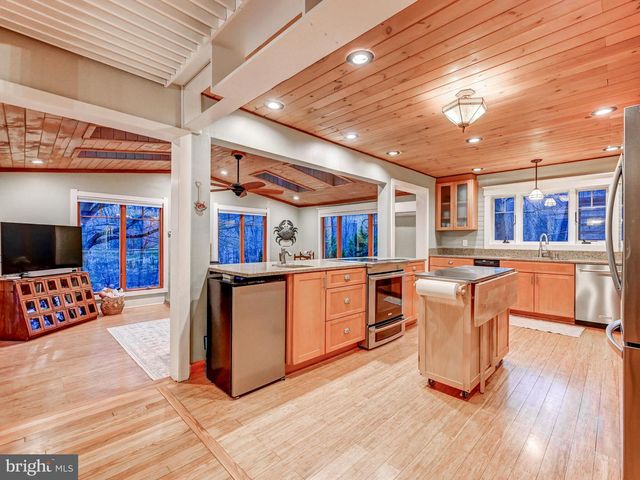 1134 FREELAND RD, Freeland, MD 21053