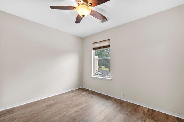 17611 S Summit Canyon Drive, Houston, TX 77095