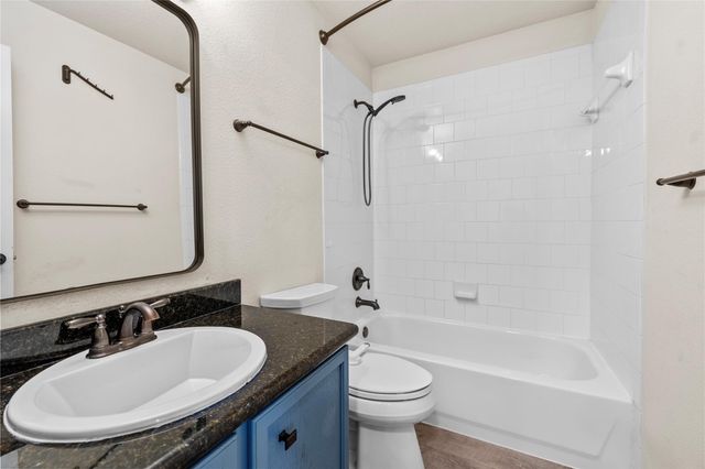17611 S Summit Canyon Drive, Houston, TX 77095