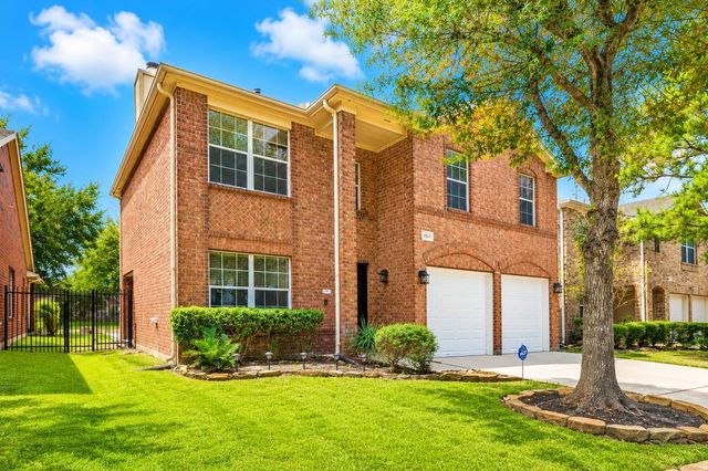 17611 S Summit Canyon Drive, Houston, TX 77095