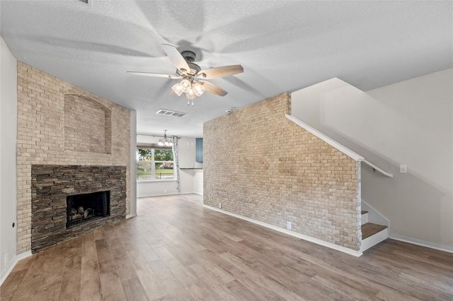 17611 S Summit Canyon Drive, Houston, TX 77095