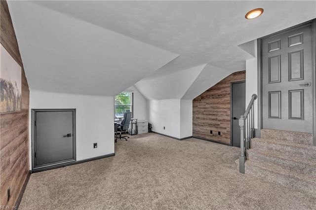 821 Saddleback Trail RD, Chesapeake, VA 23326