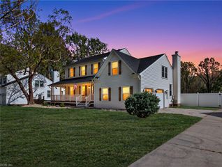 821 Saddleback Trail RD, Chesapeake, VA 23326