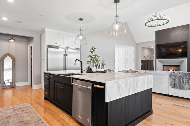 3340 Midland Acres Dr, Bell Buckle, TN 37020