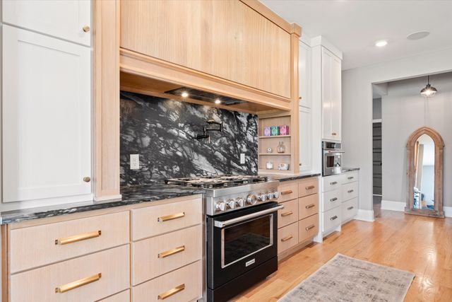 3340 Midland Acres Dr, Bell Buckle, TN 37020