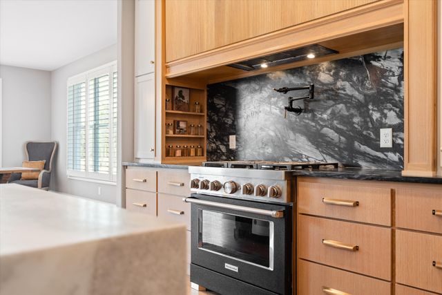 3340 Midland Acres Dr, Bell Buckle, TN 37020