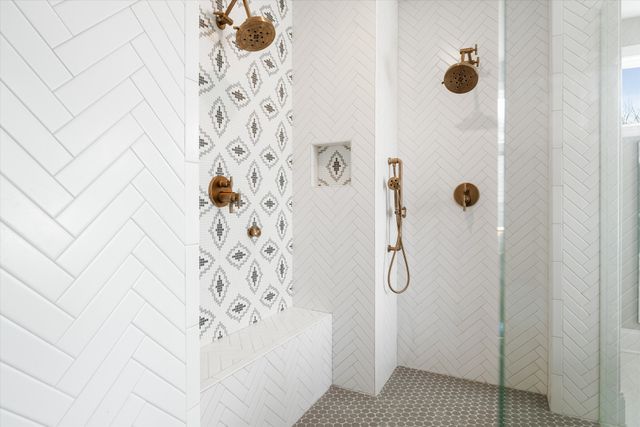 3340 Midland Acres Dr, Bell Buckle, TN 37020