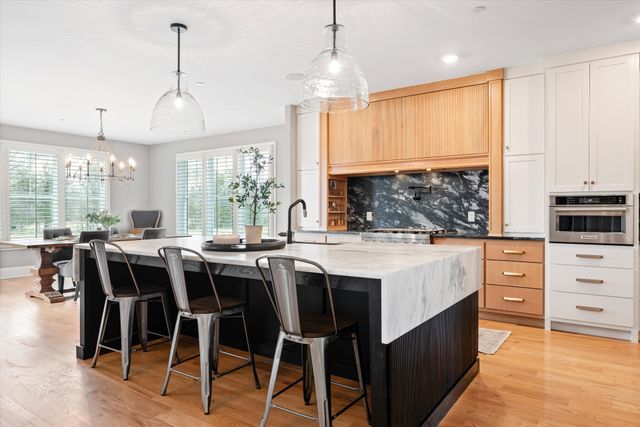 3340 Midland Acres Dr, Bell Buckle, TN 37020