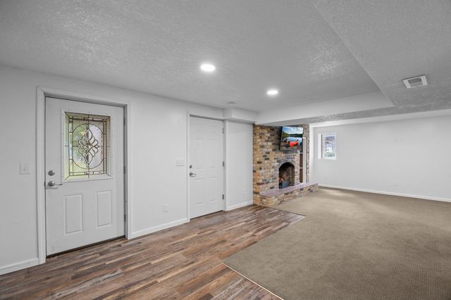 7000 Dallas Road, Brooklyn Center, MN 55430
