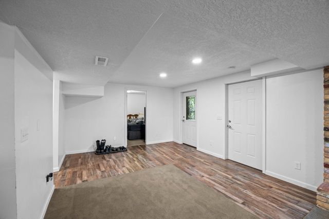 7000 Dallas Road, Brooklyn Center, MN 55430