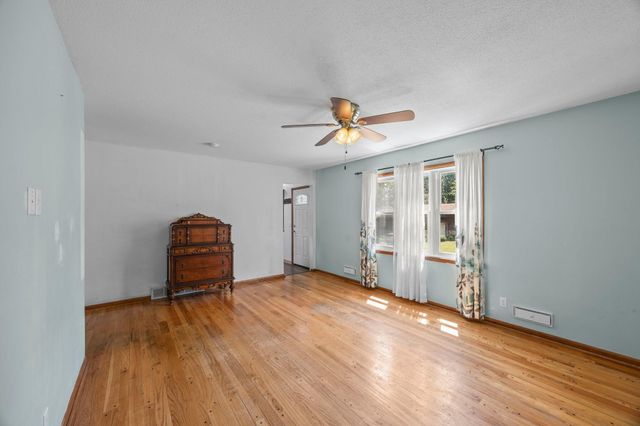 7000 Dallas Road, Brooklyn Center, MN 55430