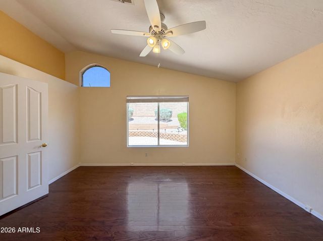 2018 E WINDSONG Drive, Phoenix, AZ 85048