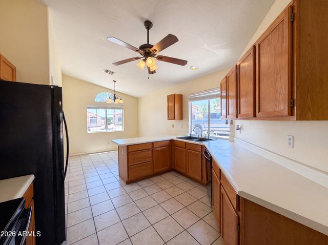 2018 E WINDSONG Drive, Phoenix, AZ 85048