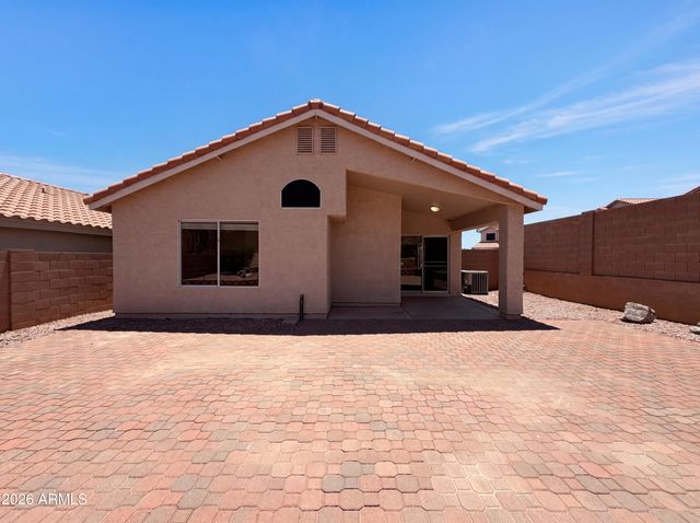 2018 E WINDSONG Drive, Phoenix, AZ 85048