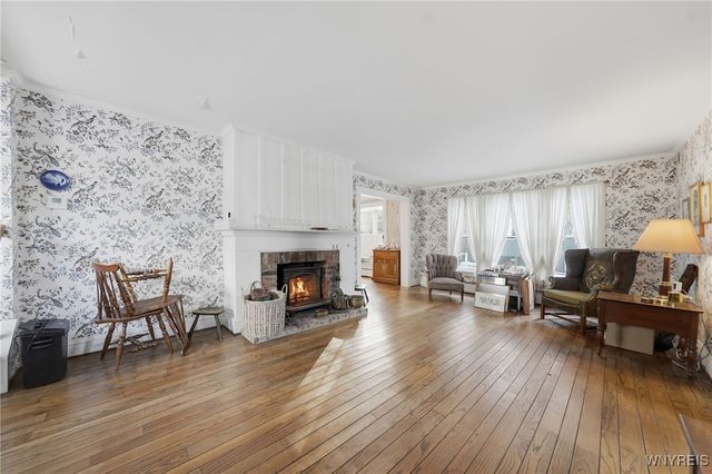 75 Potter Avenue, Orchard Park, NY 14127