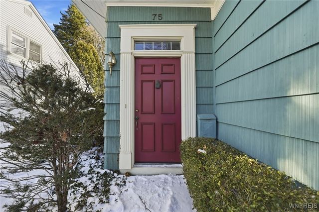 75 Potter Avenue, Orchard Park, NY 14127