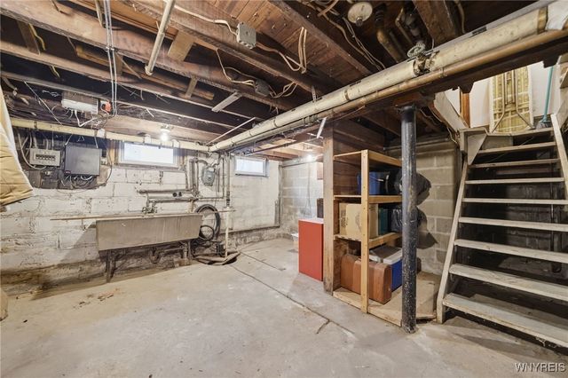 75 Potter Avenue, Orchard Park, NY 14127