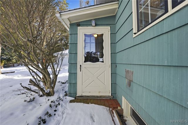 75 Potter Avenue, Orchard Park, NY 14127